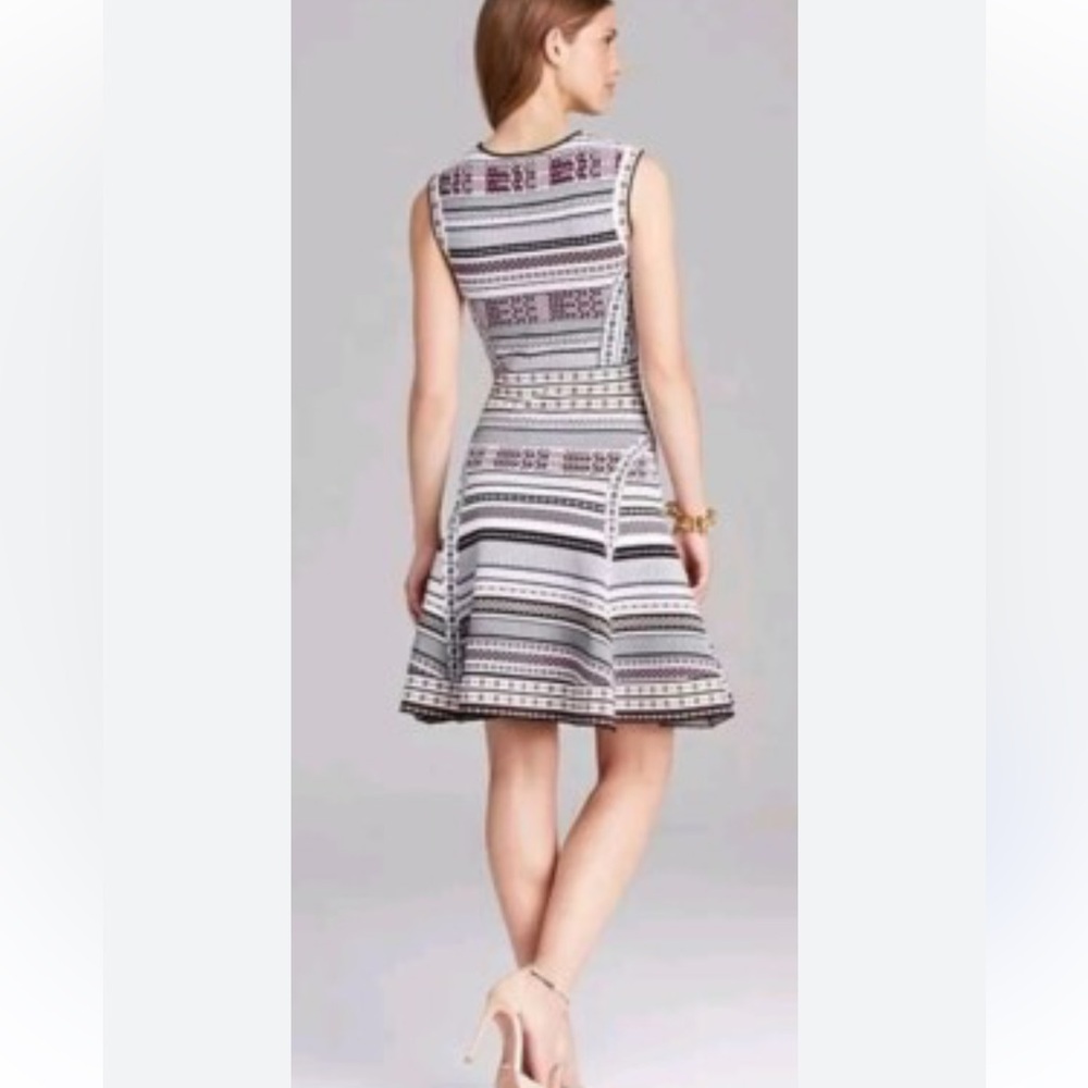 Diane Von Furstenberg Stretchy Eleanor Sleeveless Fit & Flare Jacquard Dress - Picture 2 of 15